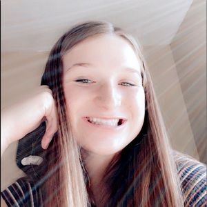 Meet your Posher, Riley